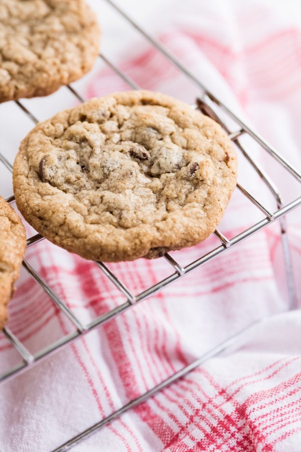 Best Ever Oatmeal Chocolate Chip Cookies Recipe | Entertaining ideas, recipes, cocktail recipes and party ideas from @cydconverse