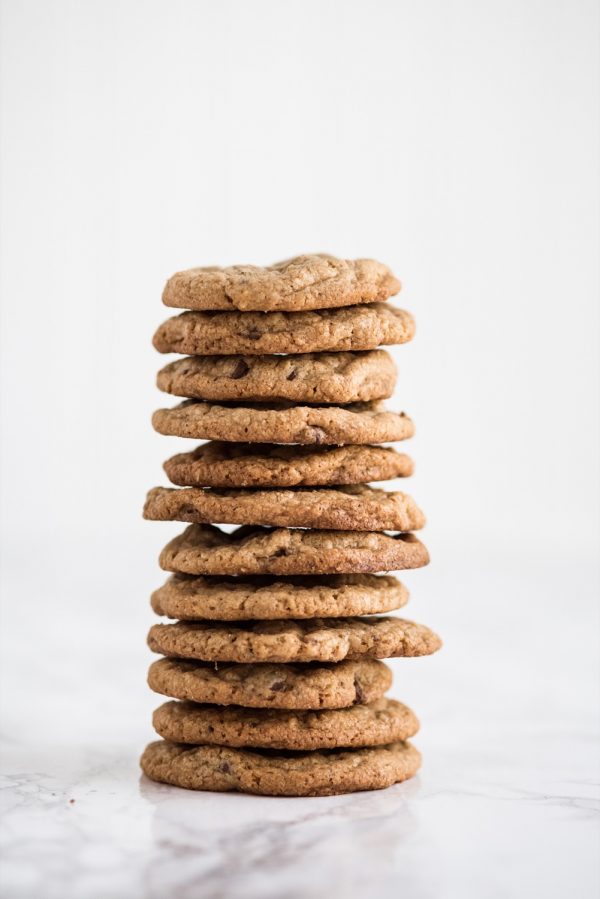 Best Ever Oatmeal Chocolate Chip Cookies Recipe | Entertaining ideas, recipes, cocktail recipes and party ideas from @cydconverse