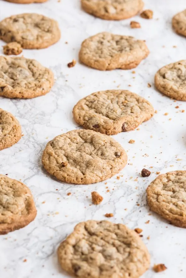 Best Ever Oatmeal Chocolate Chip Cookies Recipe | Entertaining ideas, recipes, cocktail recipes and party ideas from @cydconverse