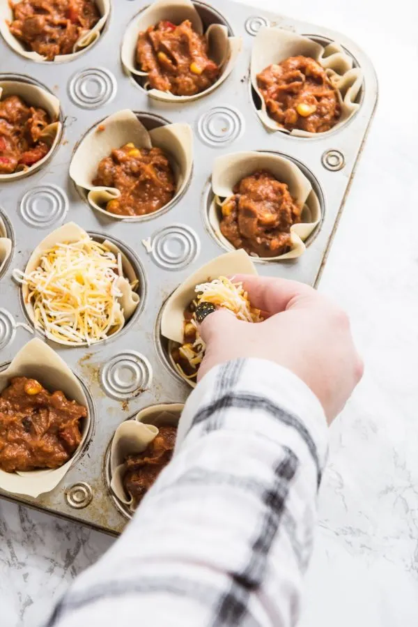 Crunchy Veggie Taco Cups | Super Bowl recipes, party appetizers, entertaining ideas and more from @cydconverse