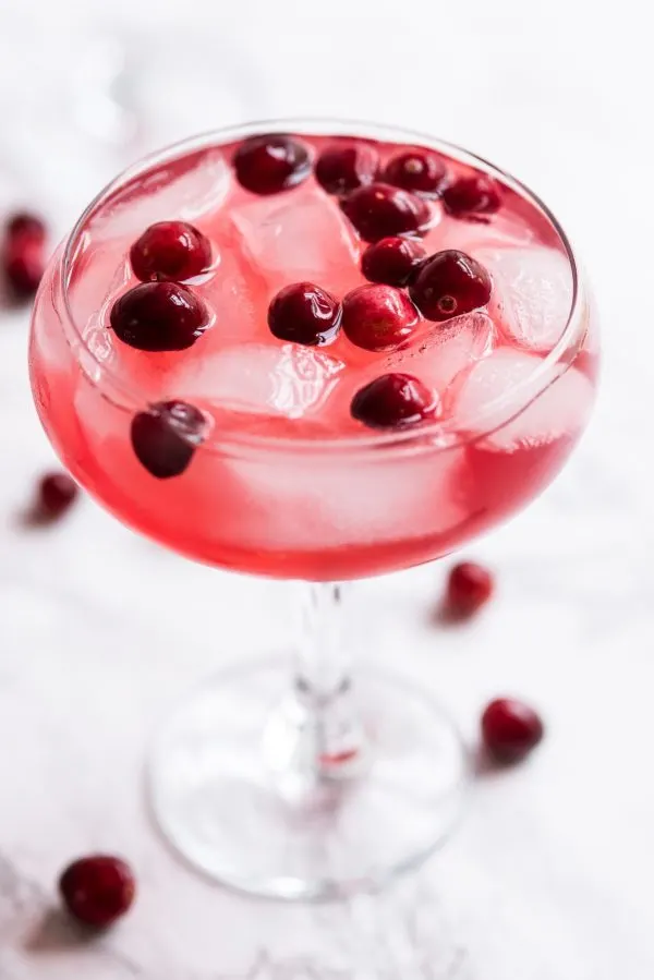 Gingerberry Sparkler | Winter cocktails, champagne cocktails, entertaining ideas, party ideas and more from @cydconverse