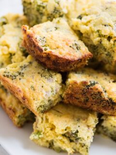Cheesy Broccoli Cornbread Recipe | Easy recipes, entertaining tips, party ideas, party appetizers and more from @cydconverse
