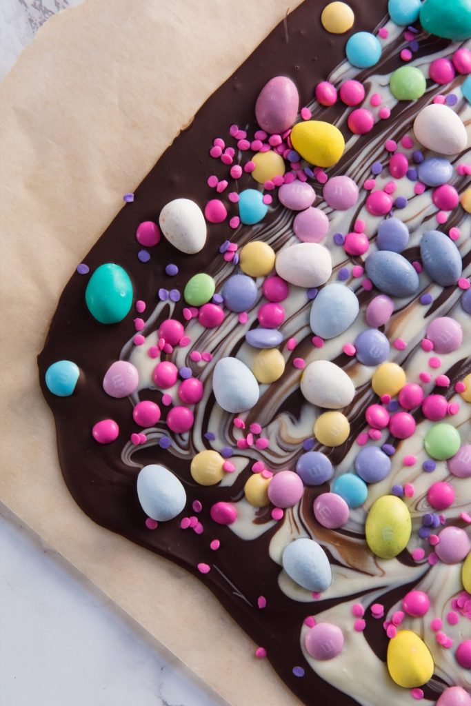 Easter Candy Chocolate Bark | Easy Easter Dessert Ideas