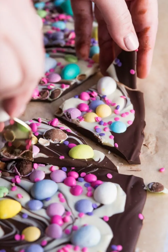 Easter Candy Chocolate Bark | Easy Easter Dessert Ideas