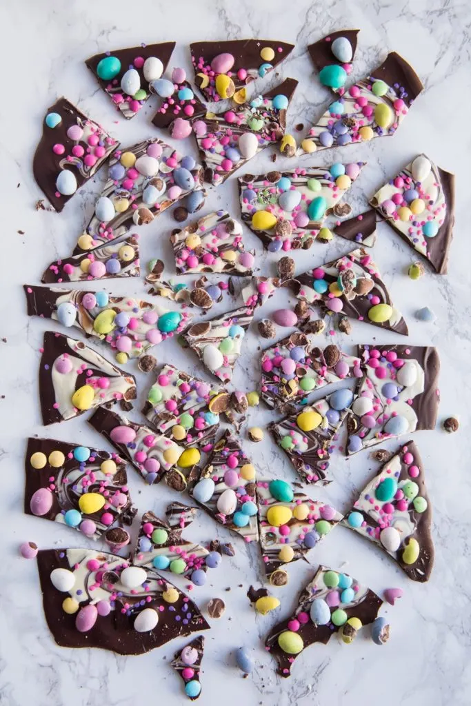 Easter Candy Chocolate Bark | Easy Easter Dessert Ideas