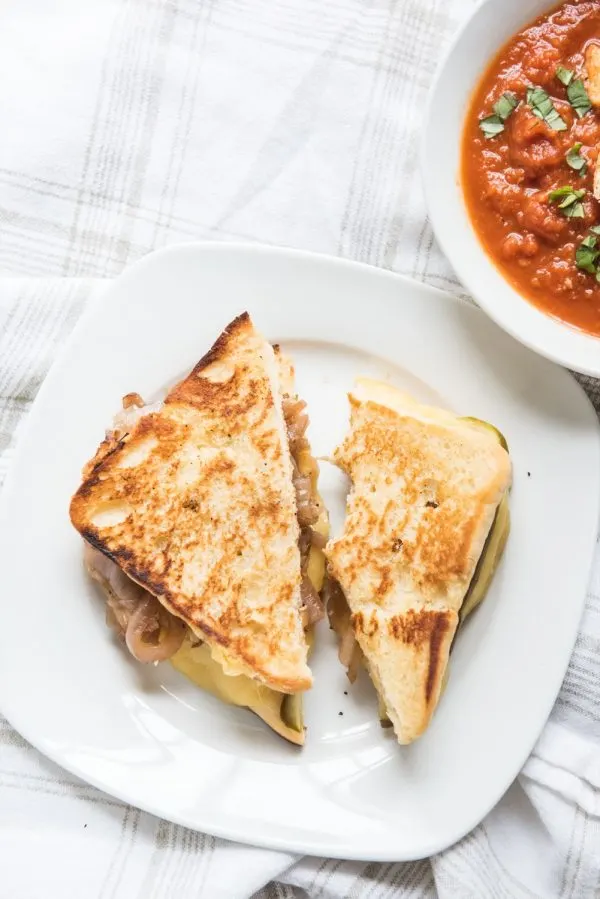 Caramelized Onion Dill Pickle Grilled Cheese | Best grilled cheese, unusual grilled cheese recipes, entertaining tips, party ideas and more from @cydconverse