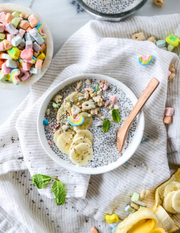 Lucky Charms Chia Pudding | Lucky Charms recipes, St. Patrick's Day dessert, St. Patrick's Day ideas and more from @cydconverse
