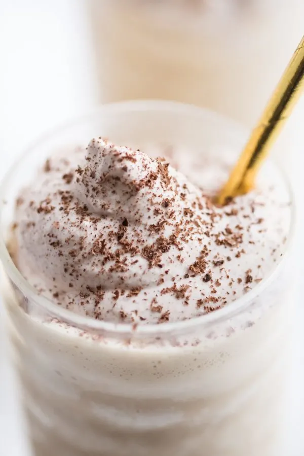 Boozy Irish Coffee Milkshake | St. Patrick's Day cocktails, St Patrick's Day desserts, St. Patrick's Day recipes, Irish coffee recipe and more from @cydconverse