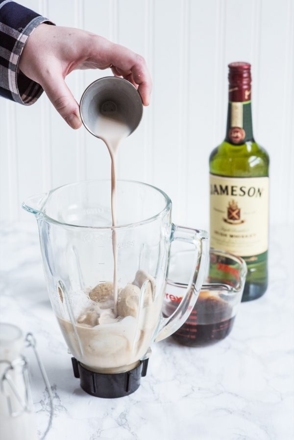 Boozy Irish Coffee Milkshake | St. Patrick's Day cocktails, St Patrick's Day desserts, St. Patrick's Day recipes, Irish coffee recipe and more from @cydconverse