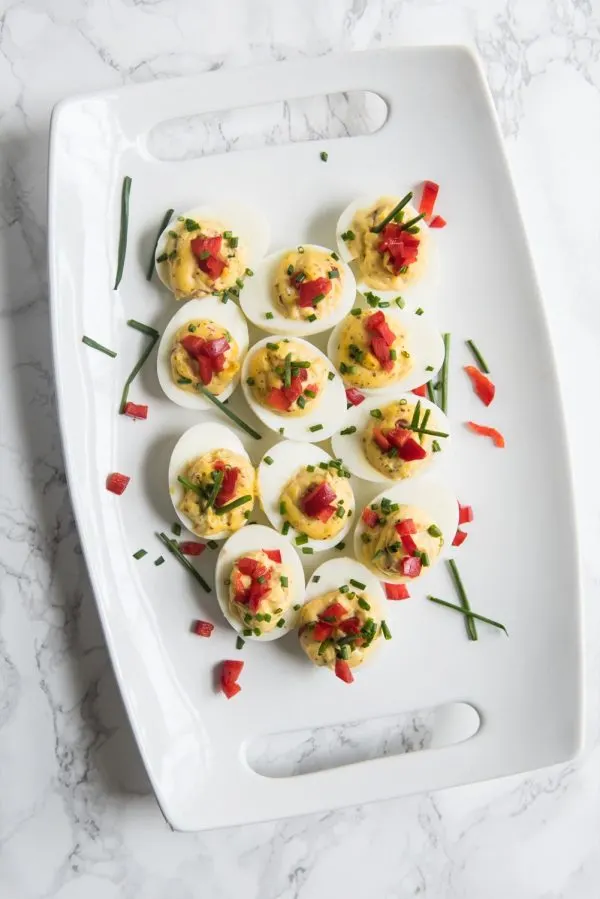 Best Deviled Eggs Recipe | Easter recipes, party appetizers, entertaining tips and party ideas from @cydconverse