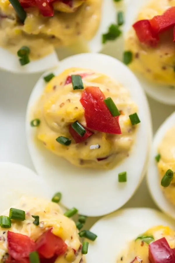 Best Deviled Eggs Recipe | Easter recipes, party appetizers, entertaining tips and party ideas from @cydconverse