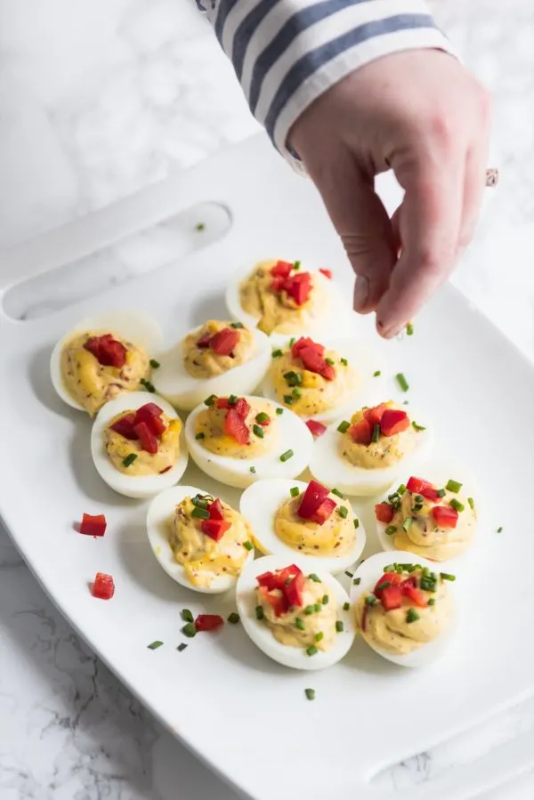 Best Deviled Eggs Recipe | Easter recipes, party appetizers, entertaining tips and party ideas from @cydconverse