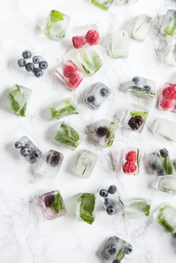 How to Make Berry and Herb Ice Cubes | Entertaining ideas, party recipes, cocktail recipes and more from @cydconverse