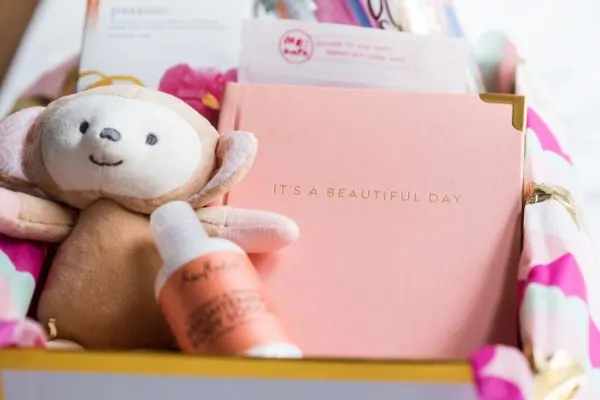 Mother's Day Gift Boxes Three Ways | Mother's Day gift ideas, Mother's Day gifts, homemade Mother's Day gifts and more from @cydconverse