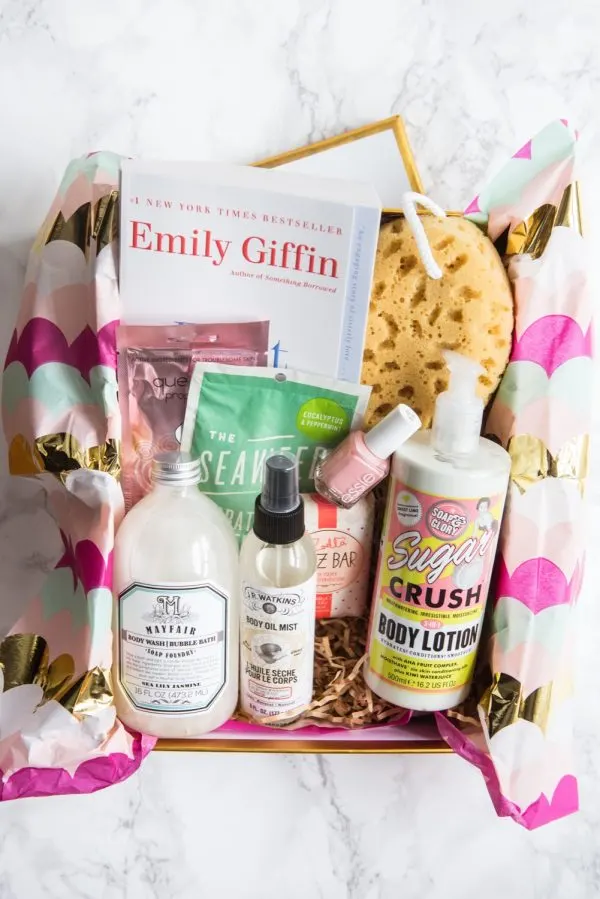 Mother's Day Gift Boxes Three Ways | Mother's Day gift ideas, Mother's Day gifts, homemade Mother's Day gifts and more from @cydconverse