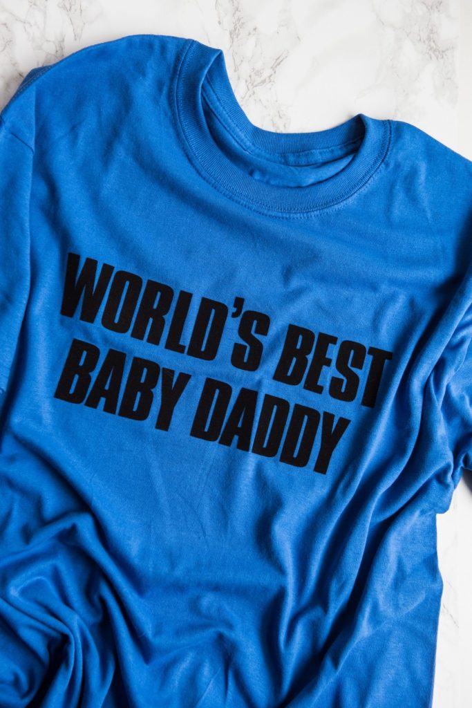 DIY Graphic Father's Day Shirts | Homemade gift ideas, Father's Day ideas, Father's Day gifts and more from @cydconverse