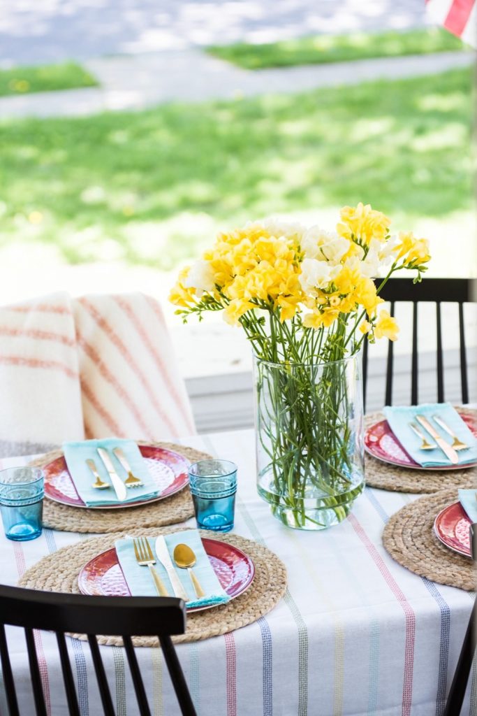 Hosting a Chic Patriotic Picnic | Entertaining ideas, party ideas, picnic ideas and more from @cydconverse
