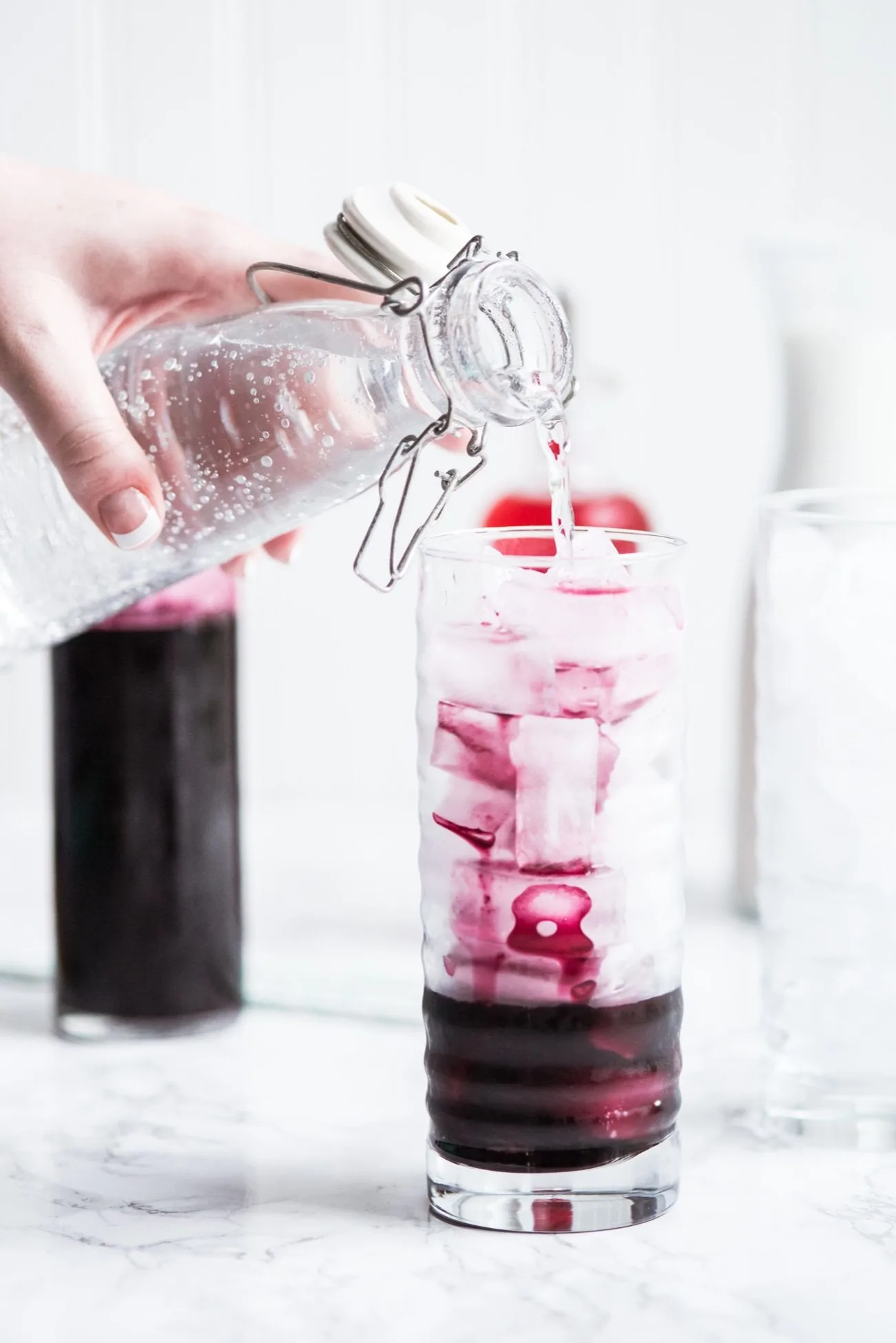 Homemade Italian Soda Recipe | Entertaining tips, party ideas, 4th of July ideas, party themes, party recipes and more from @cydconverse