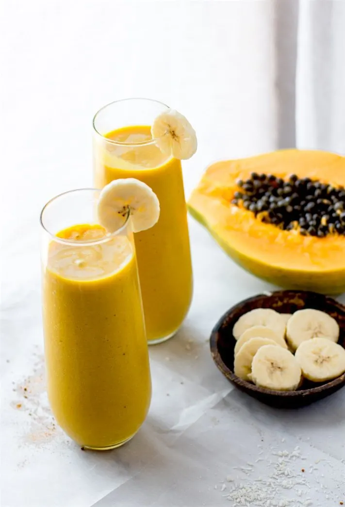 Tropical Trumeric Papaya Smoothie Recipe | 12 Summer Smoothies plus loads of party recipes, entertaining tips, cocktail recipes and more from @cydconverse