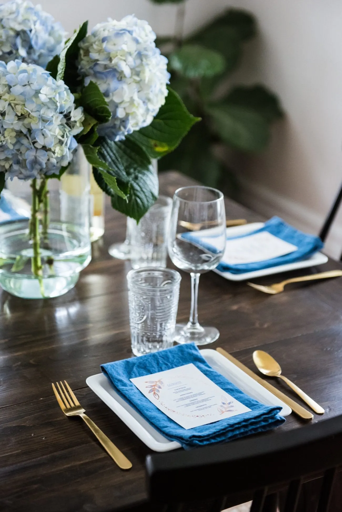 Dinner Party Ideas: How To Host A Dinner Party Your Friends Will Love –  StyleCaster