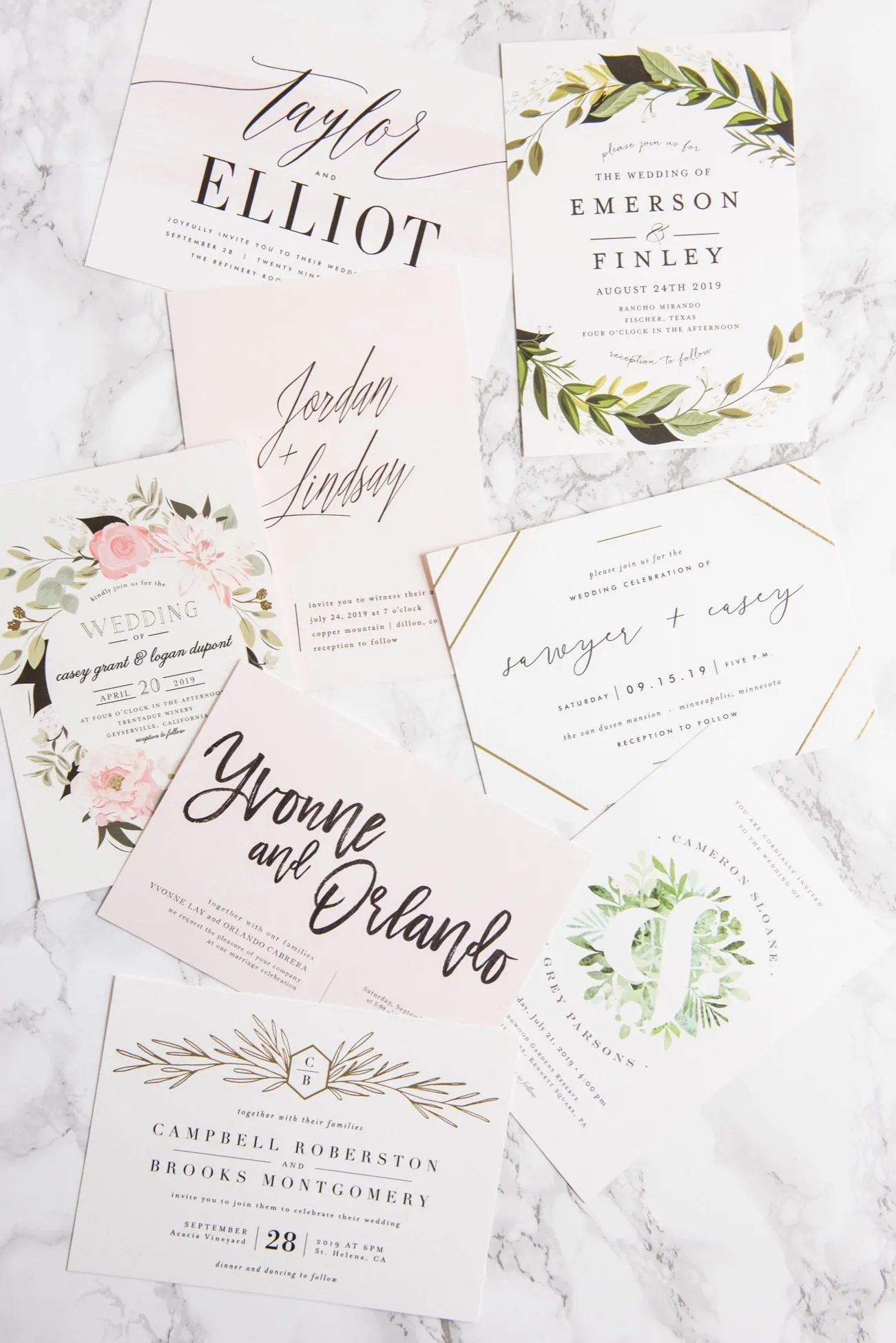 Modern gold foil, hand lettered wedding invitations | Wedding ideas, entertaining tips, wedding planning tips, party ideas and more from @cydconverse