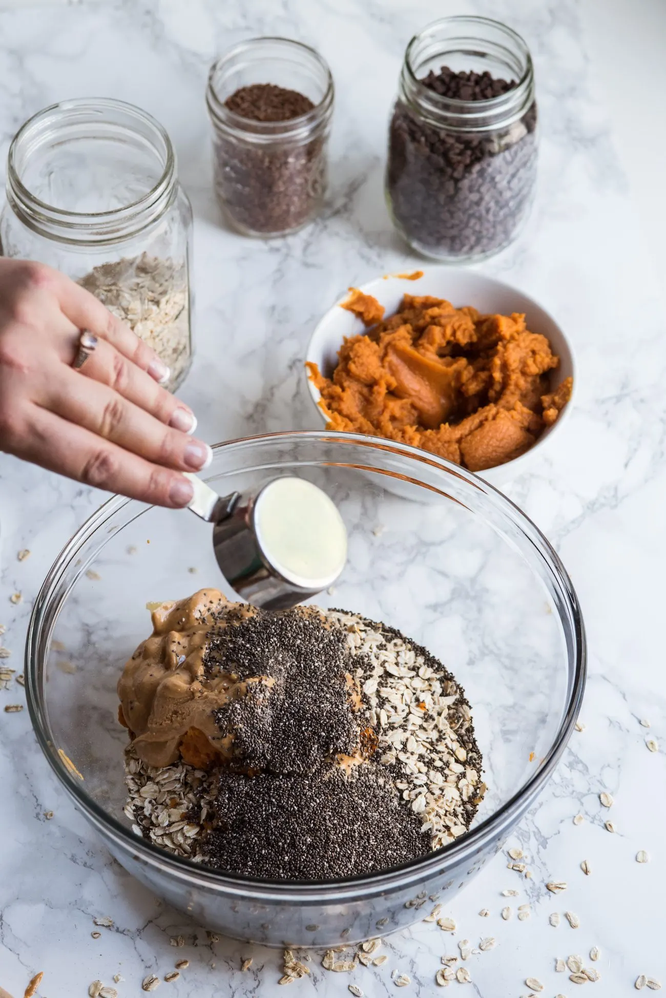 Pumpkin Spice Oatmeal Energy Bites | Entertaining tips, party ideas, party recipes, cocktail recipes and more from @cydconverse