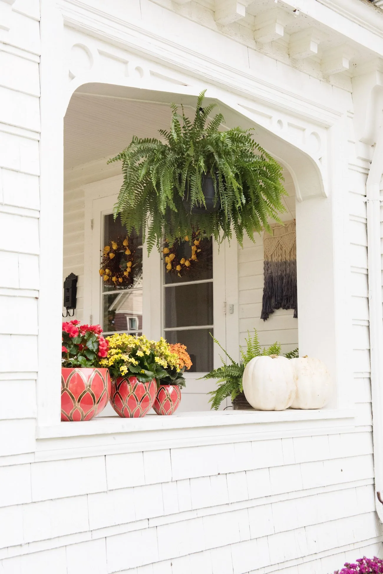 Our Fall Front Porch Decor | Fall decorating ideas, entertaining tips, party ideas and more from @cydconverse