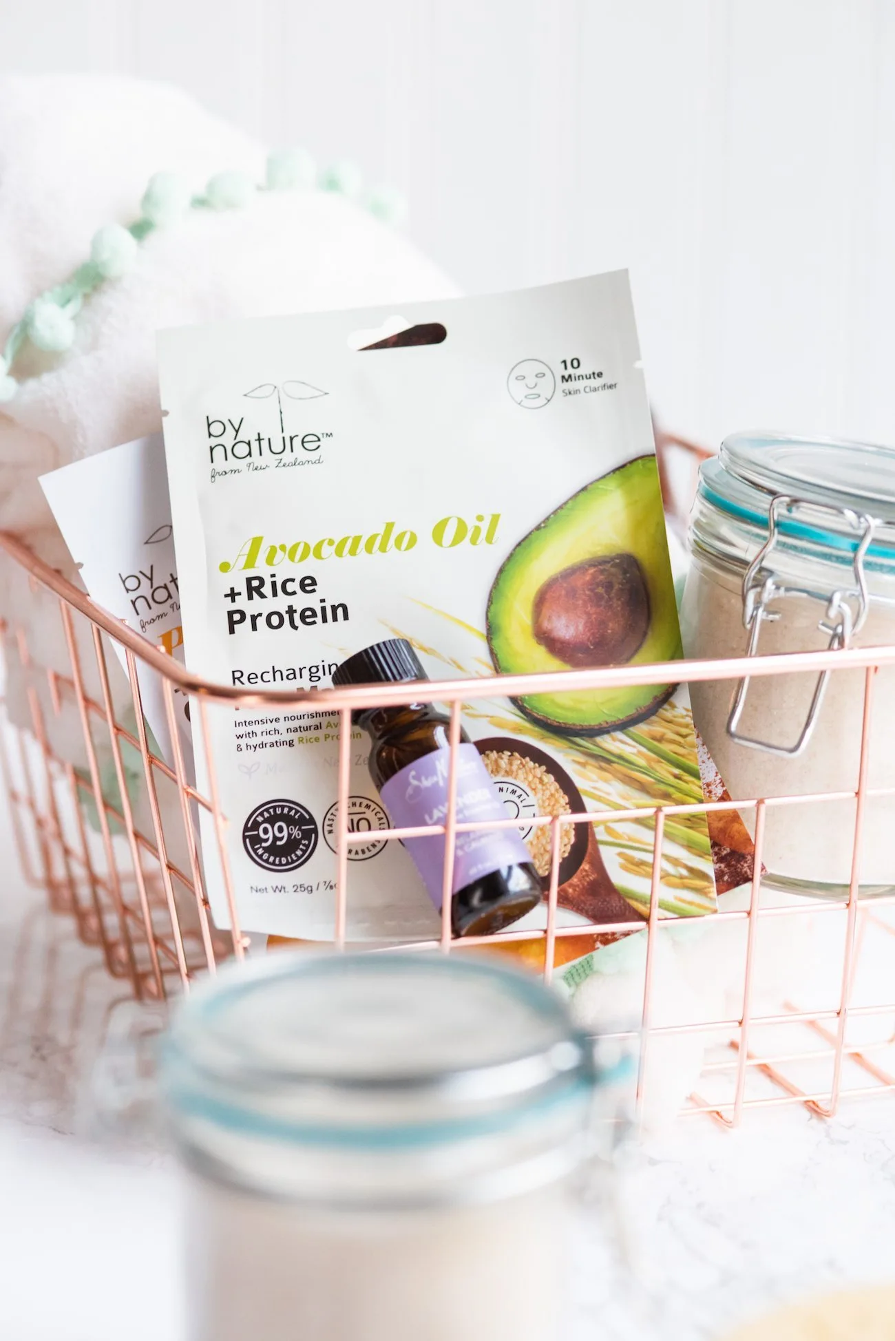 DIY Spa Gift Basket + Homemade Peppermint Foot Soak from @cydconverse