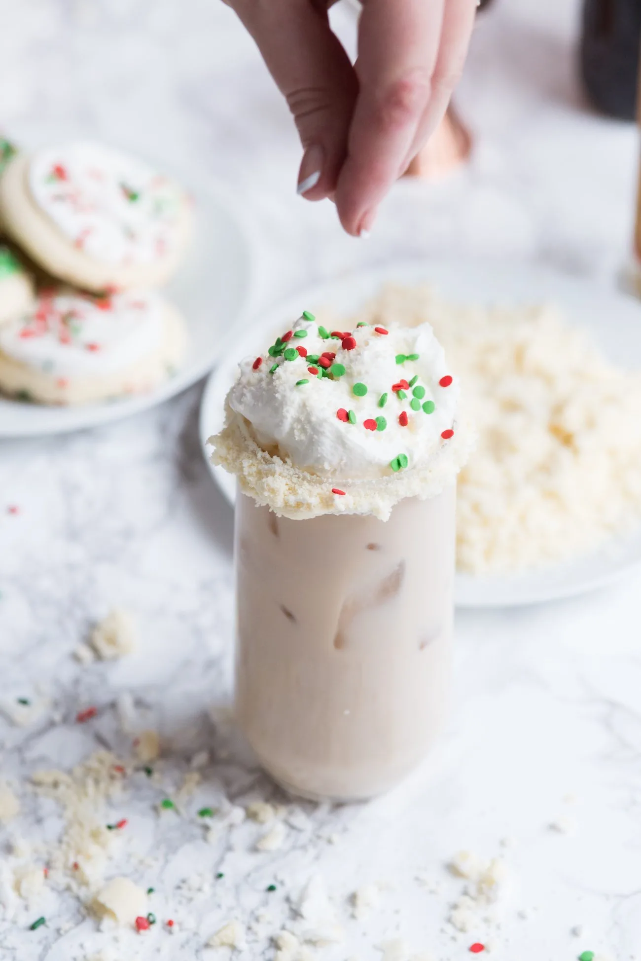 Sugar Cookie White Russians | Best Christmas White Russian recipes, entertaining tips, party ideas, holiday party recipes and more from @cydconverse