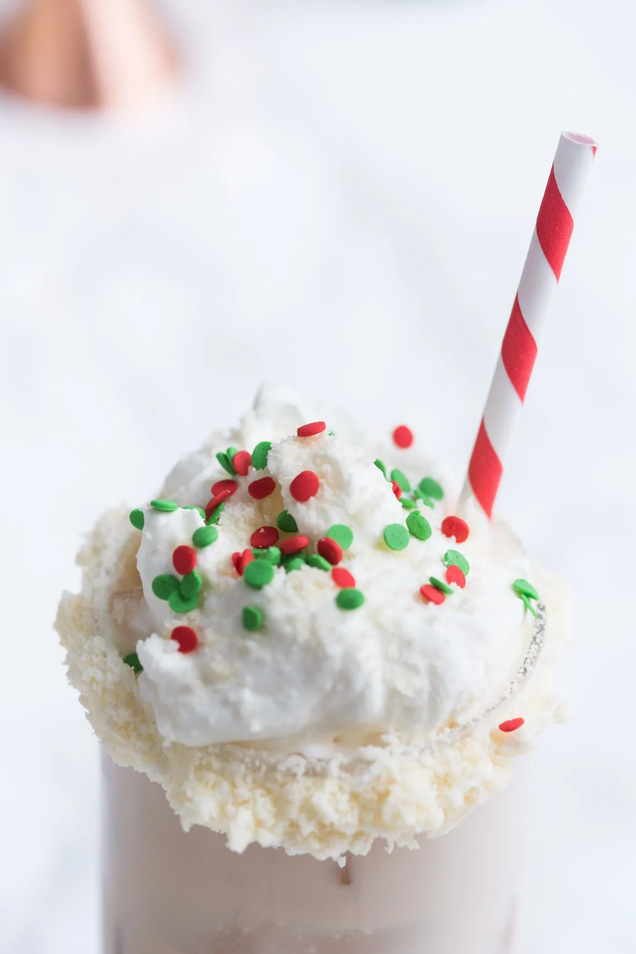 Sugar Cookie White Russians | Best Christmas White Russian recipes, entertaining tips, party ideas, holiday party recipes and more from @cydconverse