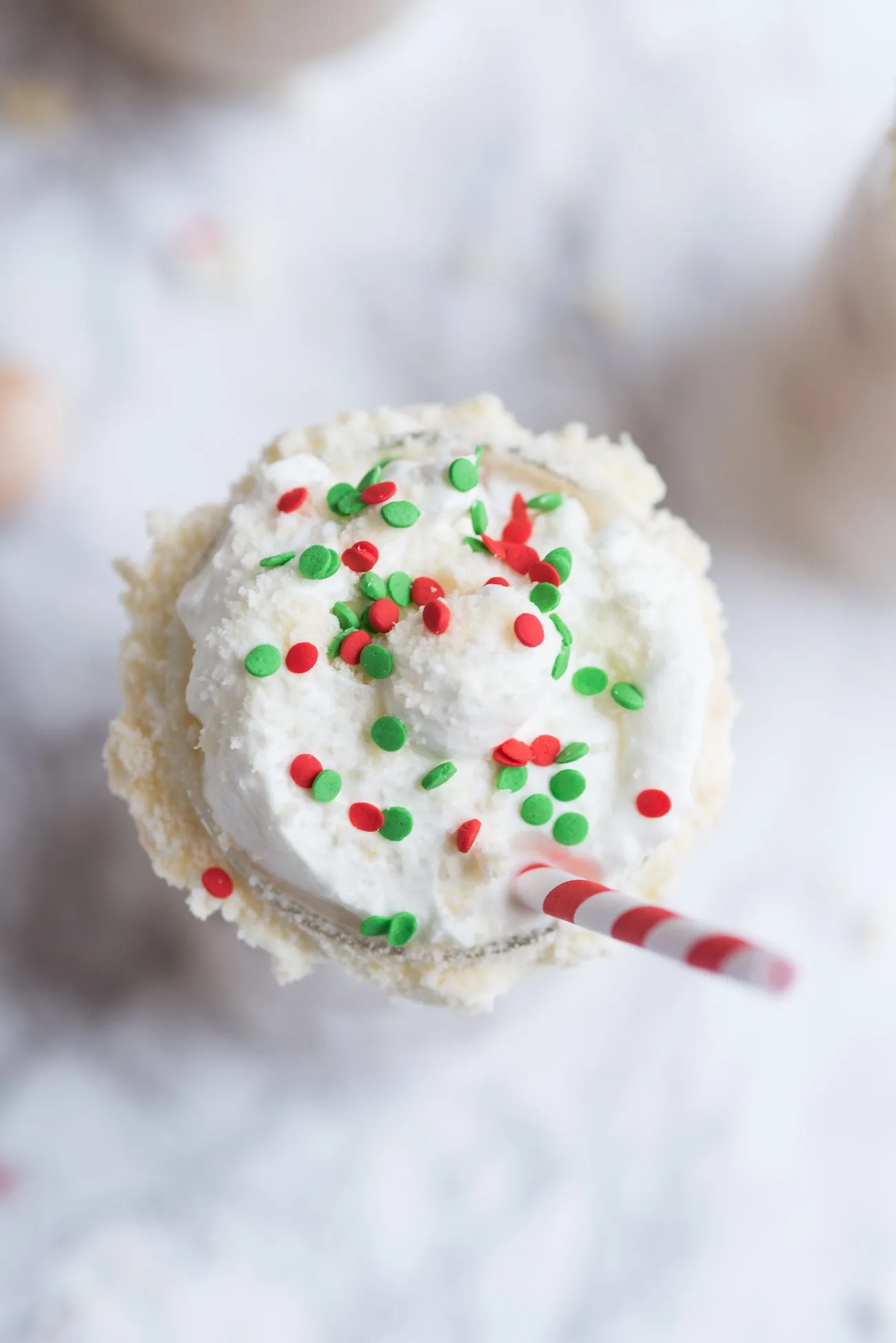 Sugar Cookie White Russians | Best Christmas White Russian recipes, entertaining tips, party ideas, holiday party recipes and more from @cydconverse