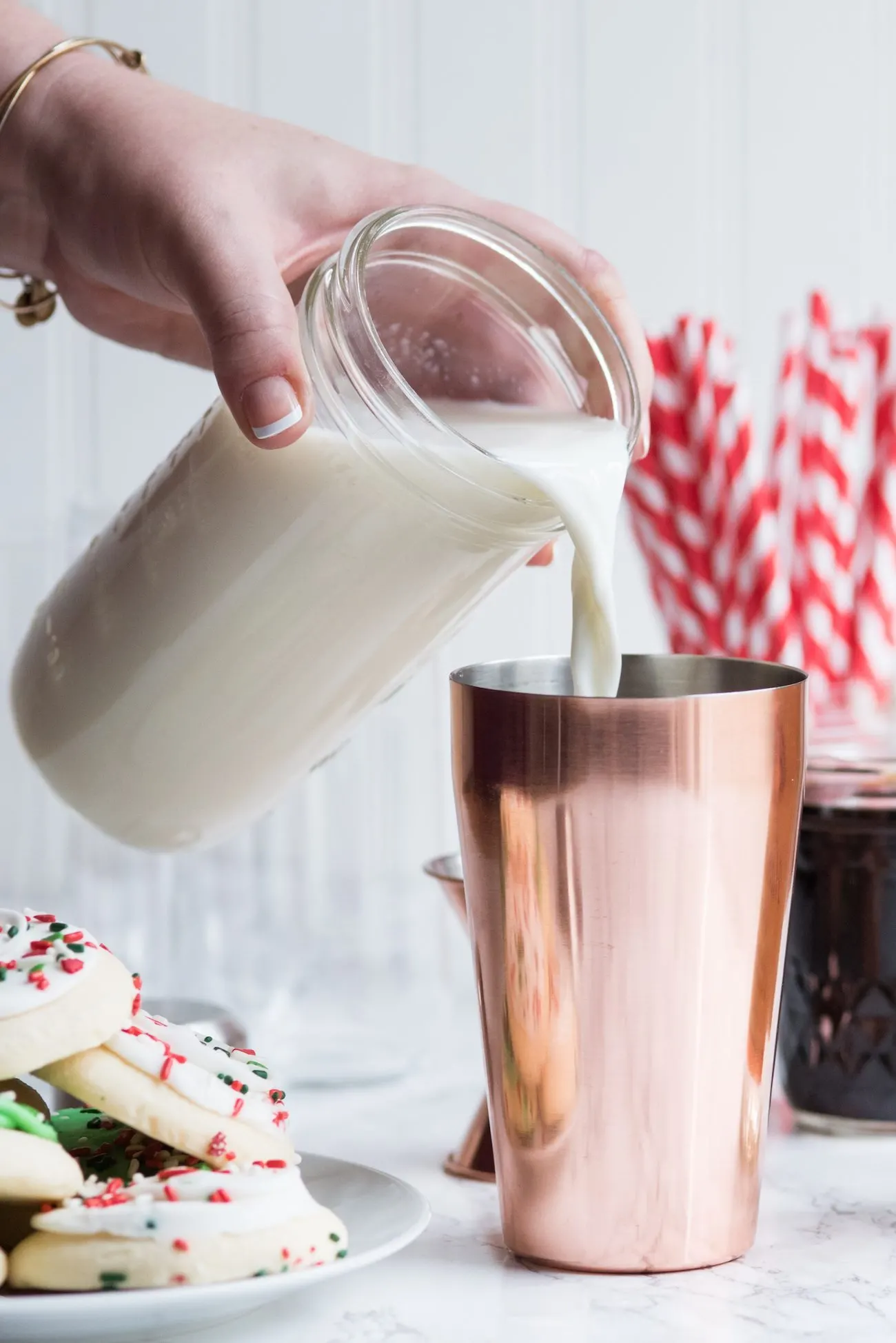 Sugar Cookie White Russians | Best Christmas White Russian recipes, entertaining tips, party ideas, holiday party recipes and more from @cydconverse