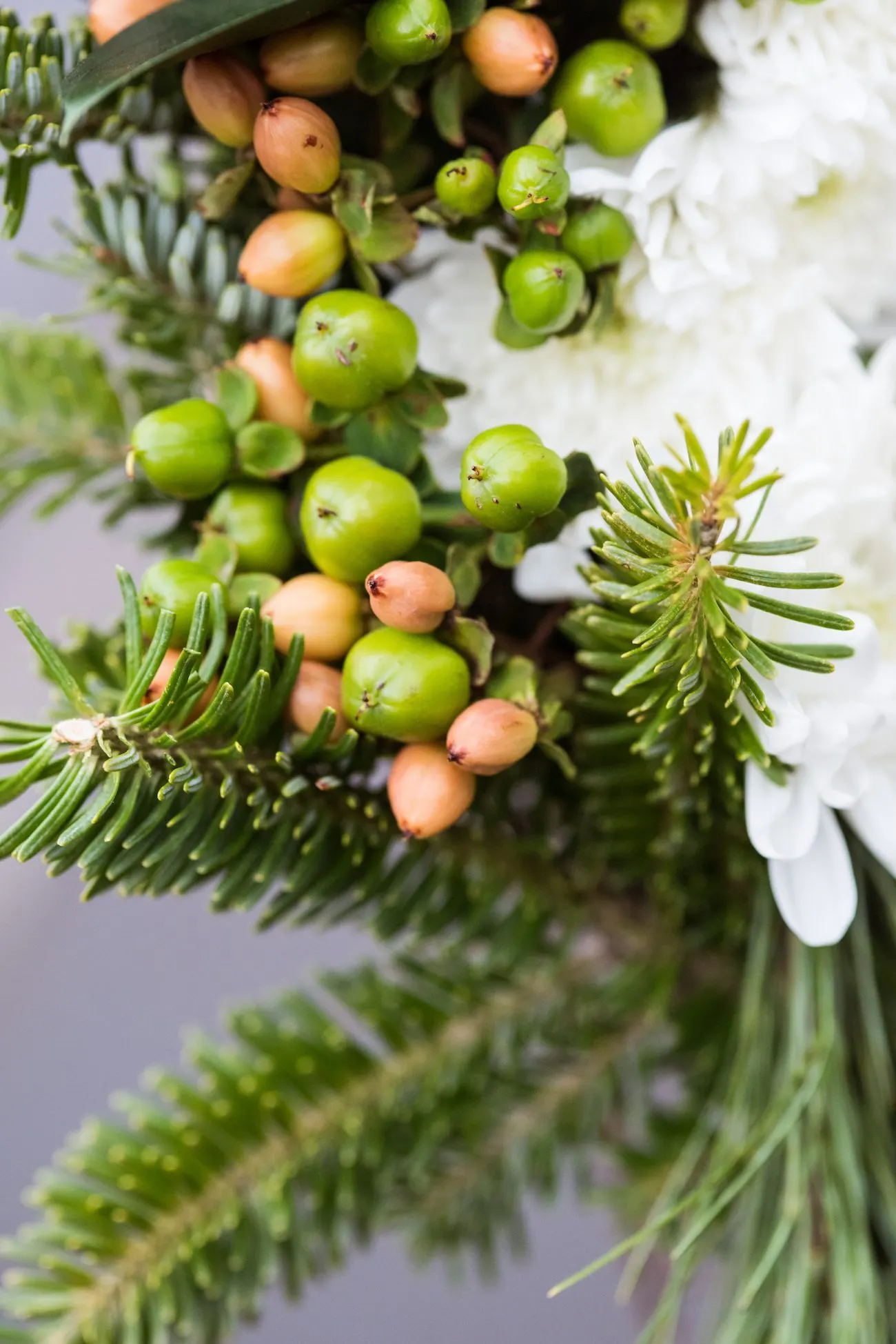 DIY Natural Winter Wreath | Homemade Christmas decor, entertaining tips, party ideas and winter decorating ideas from @cydconverse