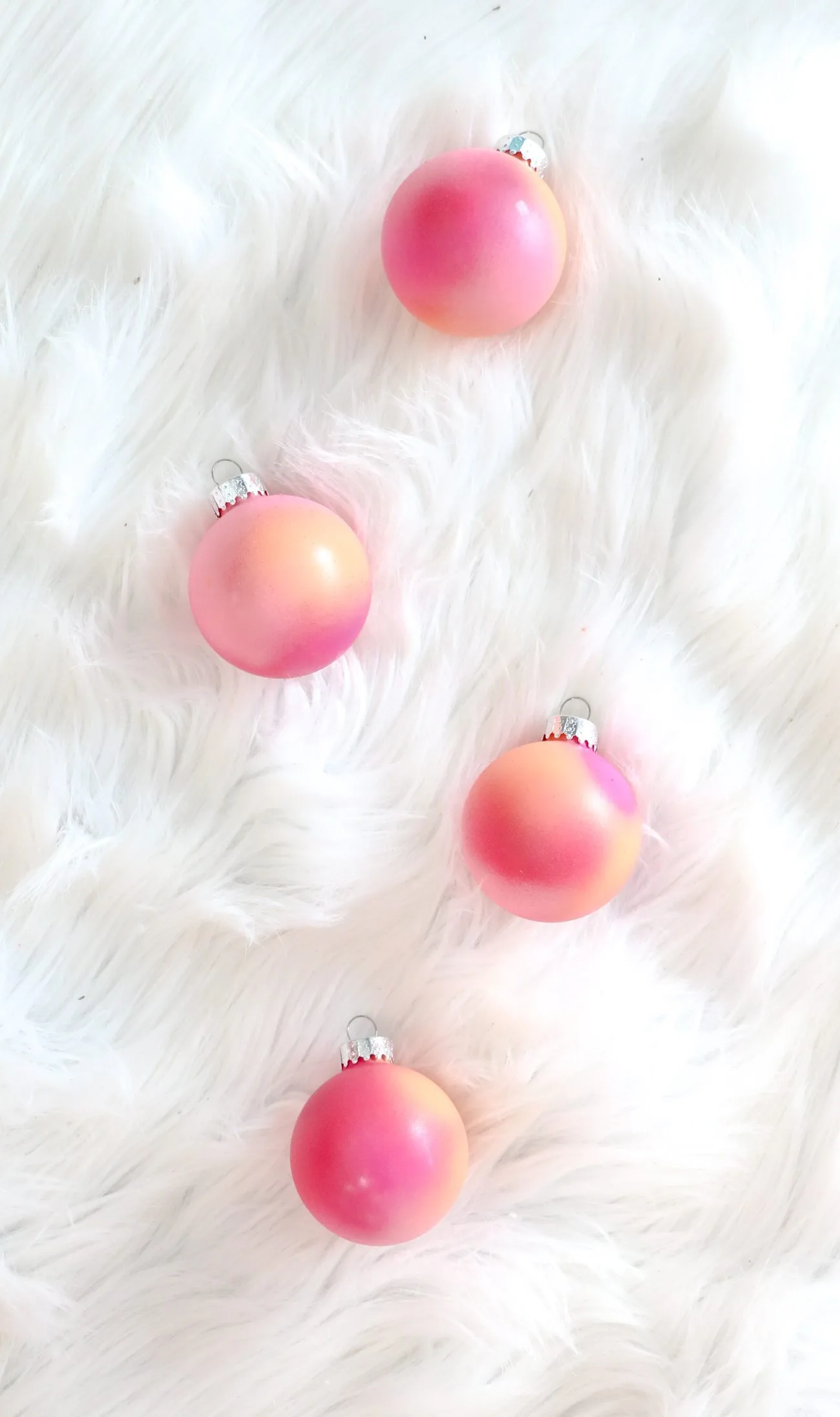 DIY Gradient Painted Ornaments | Easy glass ornament craft ideas from @cydconverse