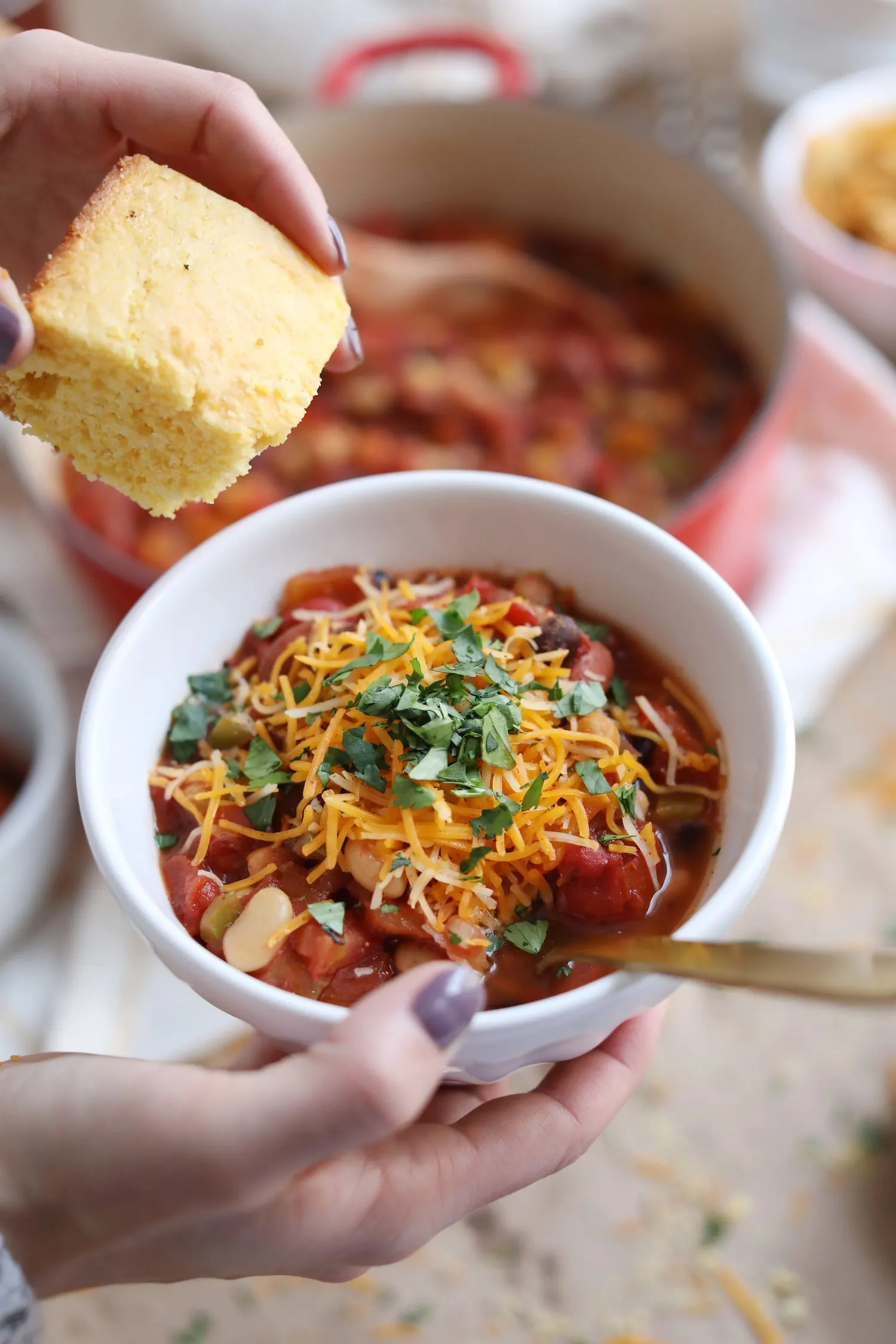 Host a Game Day Chili Cook-Off | Game Day party ideas from @cydconverse and @uber #DesignatedRider