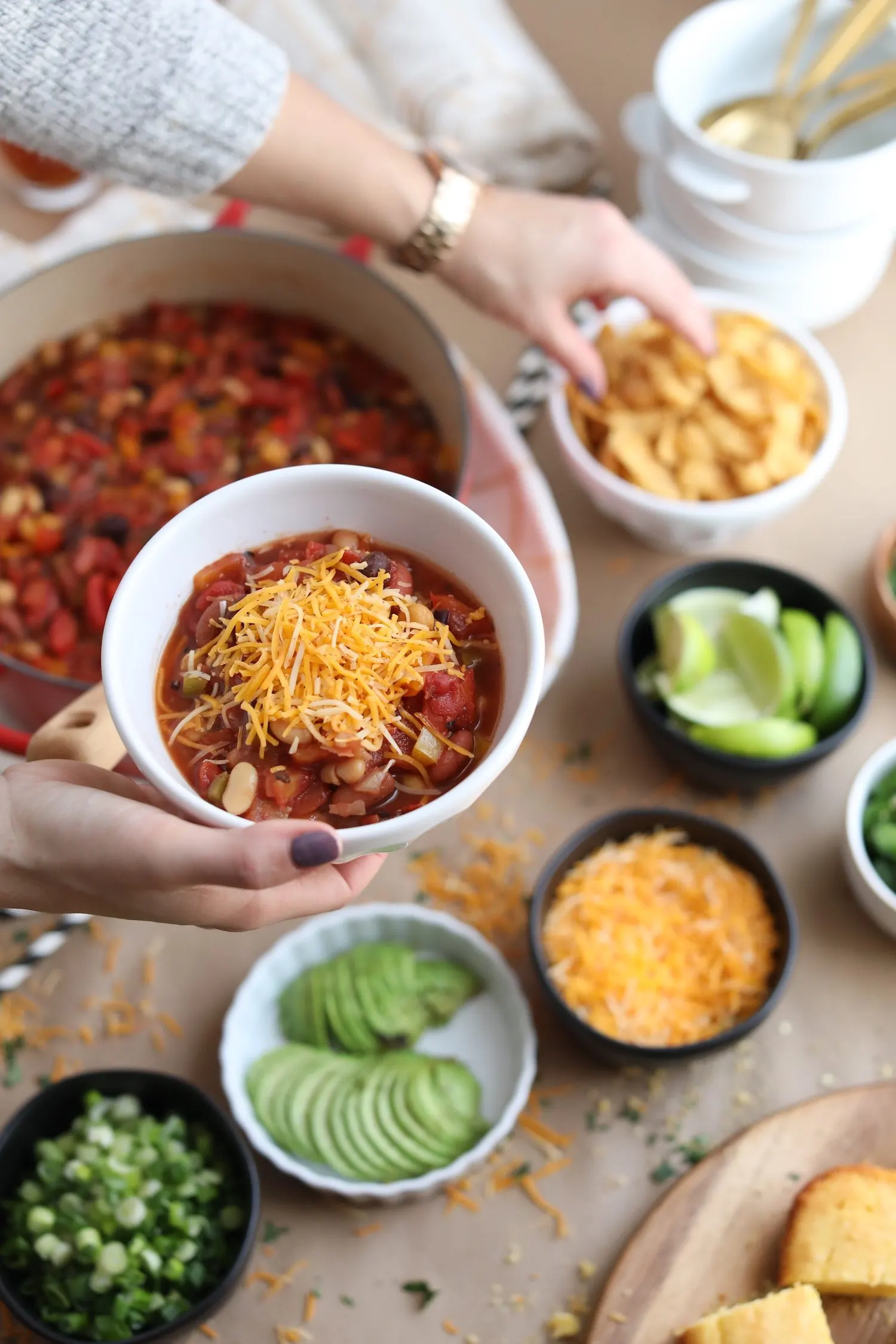 Host a Game Day Chili Cook-Off | Game Day party ideas from @cydconverse and @uber #DesignatedRider