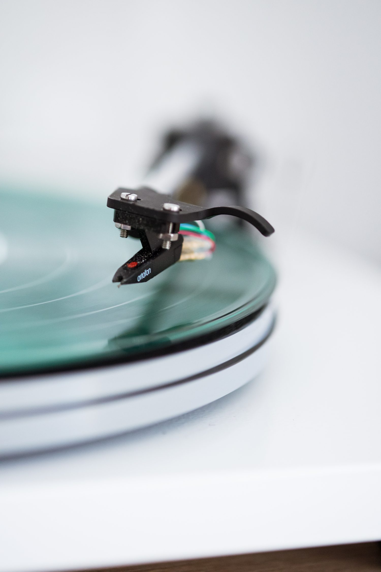 7 Pointers to Consider When Buying a Vinyl Record Player