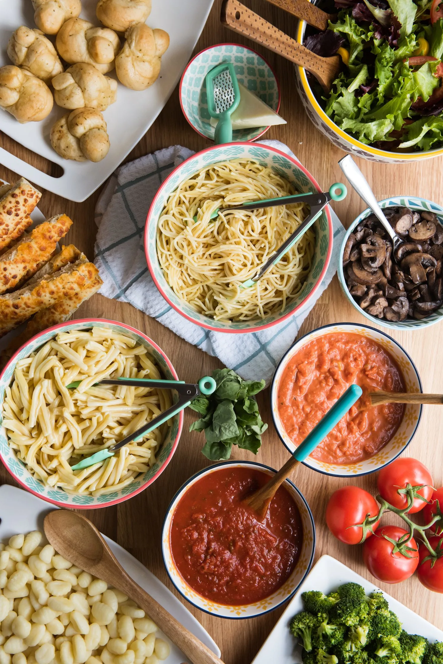 Entertain with a Make Your Own Pasta Bar | Click through to visit The Sweetest Occasion for entertaining tips, party ideas, party recipes and more from @cydconverse