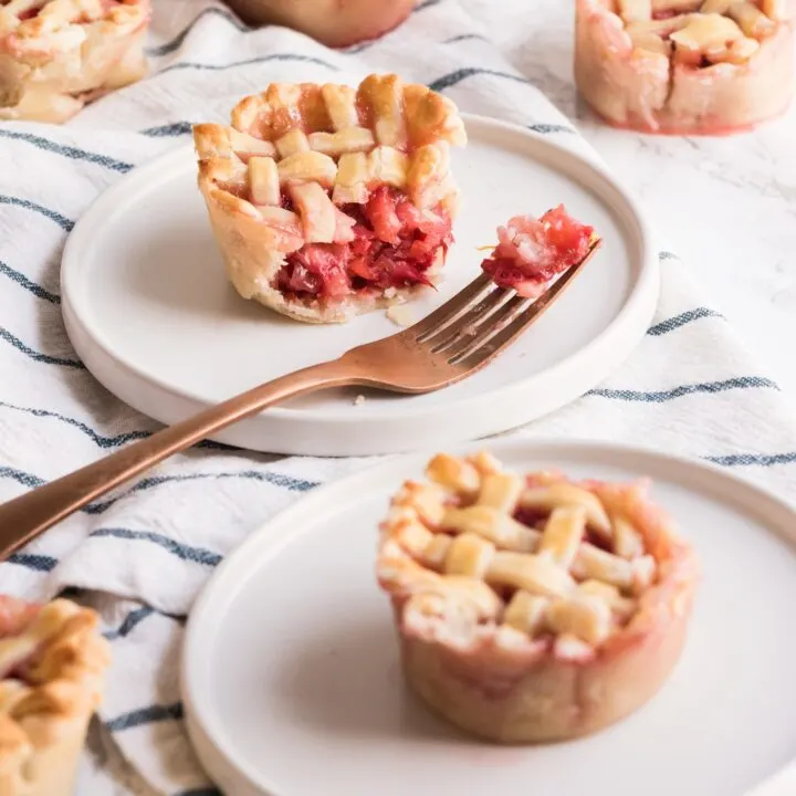 Mini Strawberry Pies in a Muffin Tin | Click through for entertaining tips, recipes, party ideas, cocktail recipes and more from @cydconverse