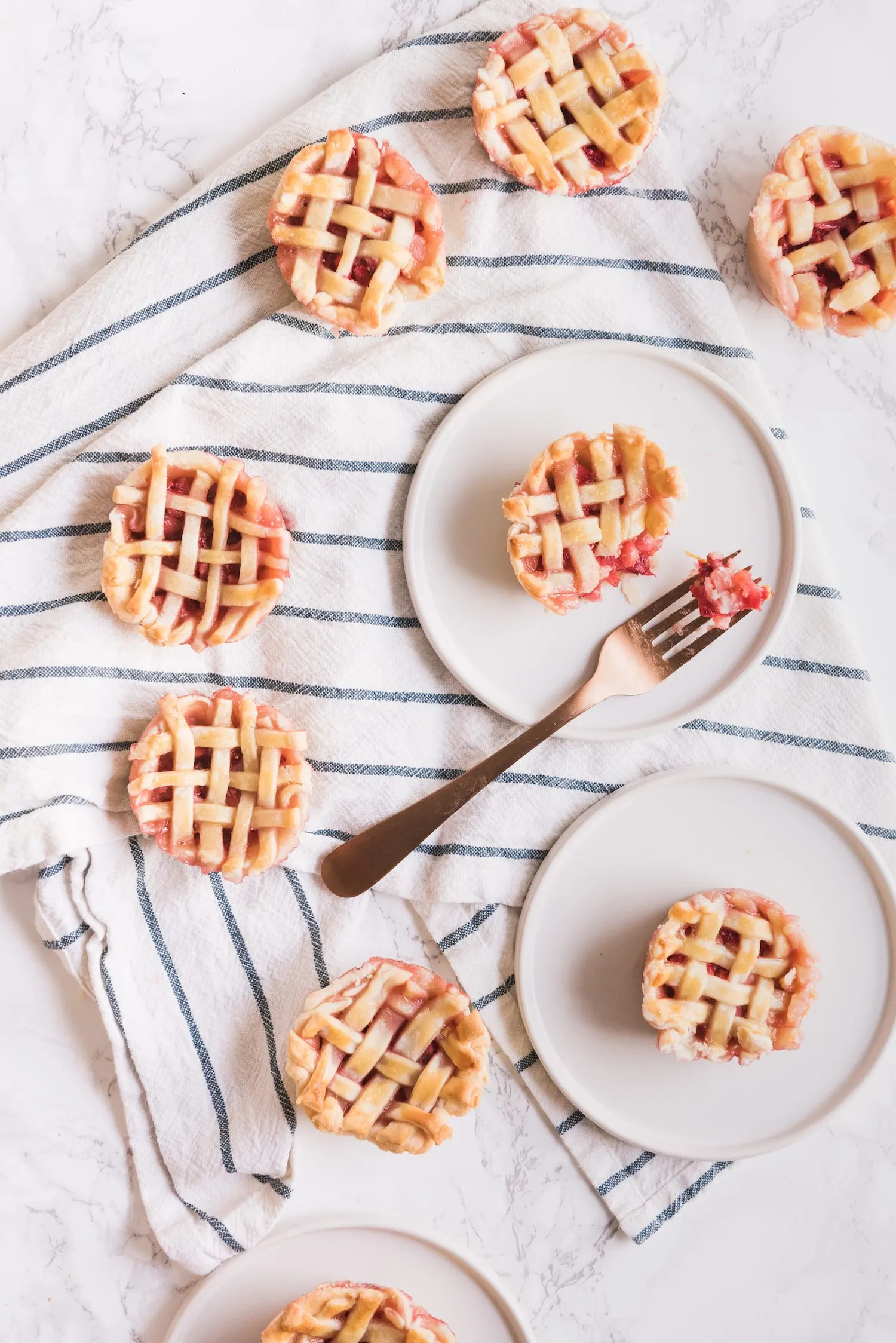 Mini Strawberry Pies in a Muffin Tin | Click through for entertaining tips, recipes, party ideas, cocktail recipes and more from @cydconverse