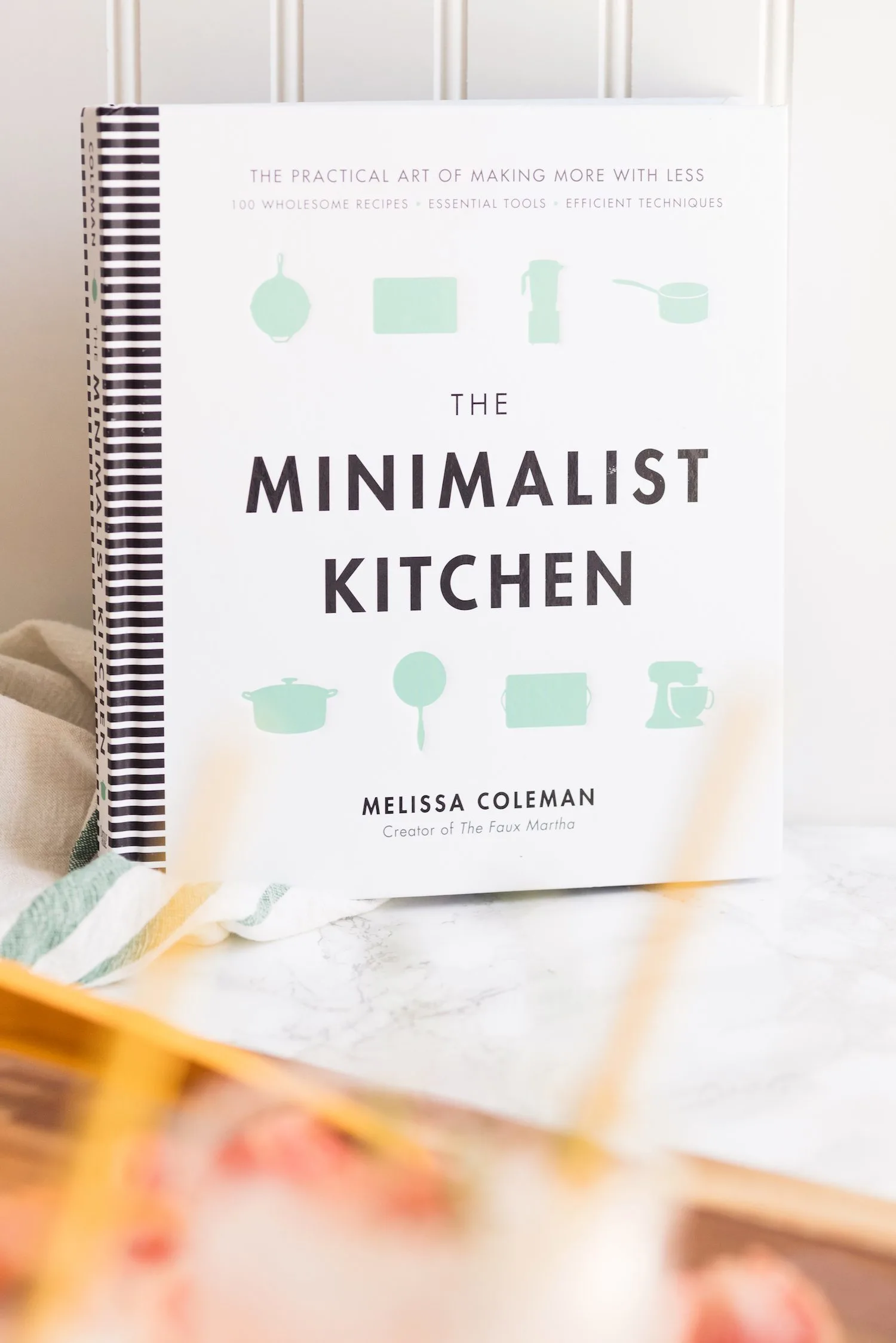 Maple Salty Dog Cocktail + The Minimalist Kitchen Book Review | Click through for cocktail recipes, entertaining tips, party ideas, party recipes and more from @cydconverse