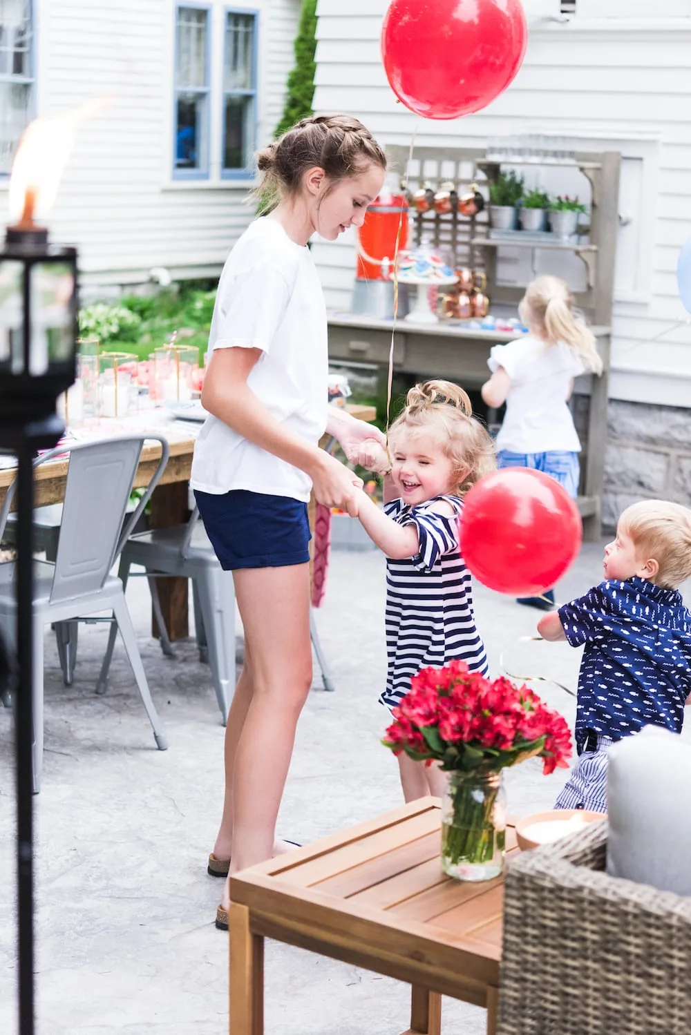 Host an Americana Inspired 4th of July Party | Get ideas for 4th of July desserts, entertaining tips, 4th of July decorations, 4th of July party ideas and more from @cydconverse