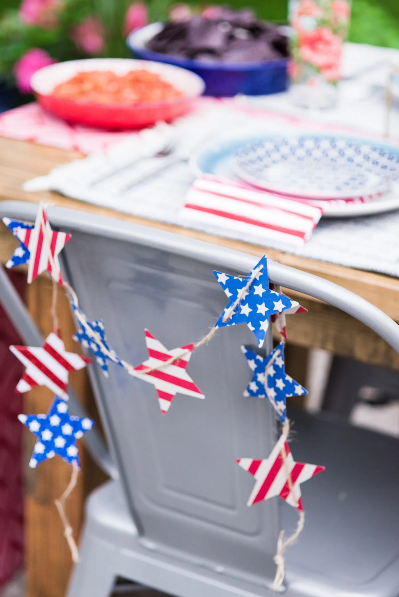 Host an Americana Inspired 4th of July Party | Get ideas for 4th of July desserts, entertaining tips, 4th of July decorations, 4th of July party ideas and more from @cydconverse