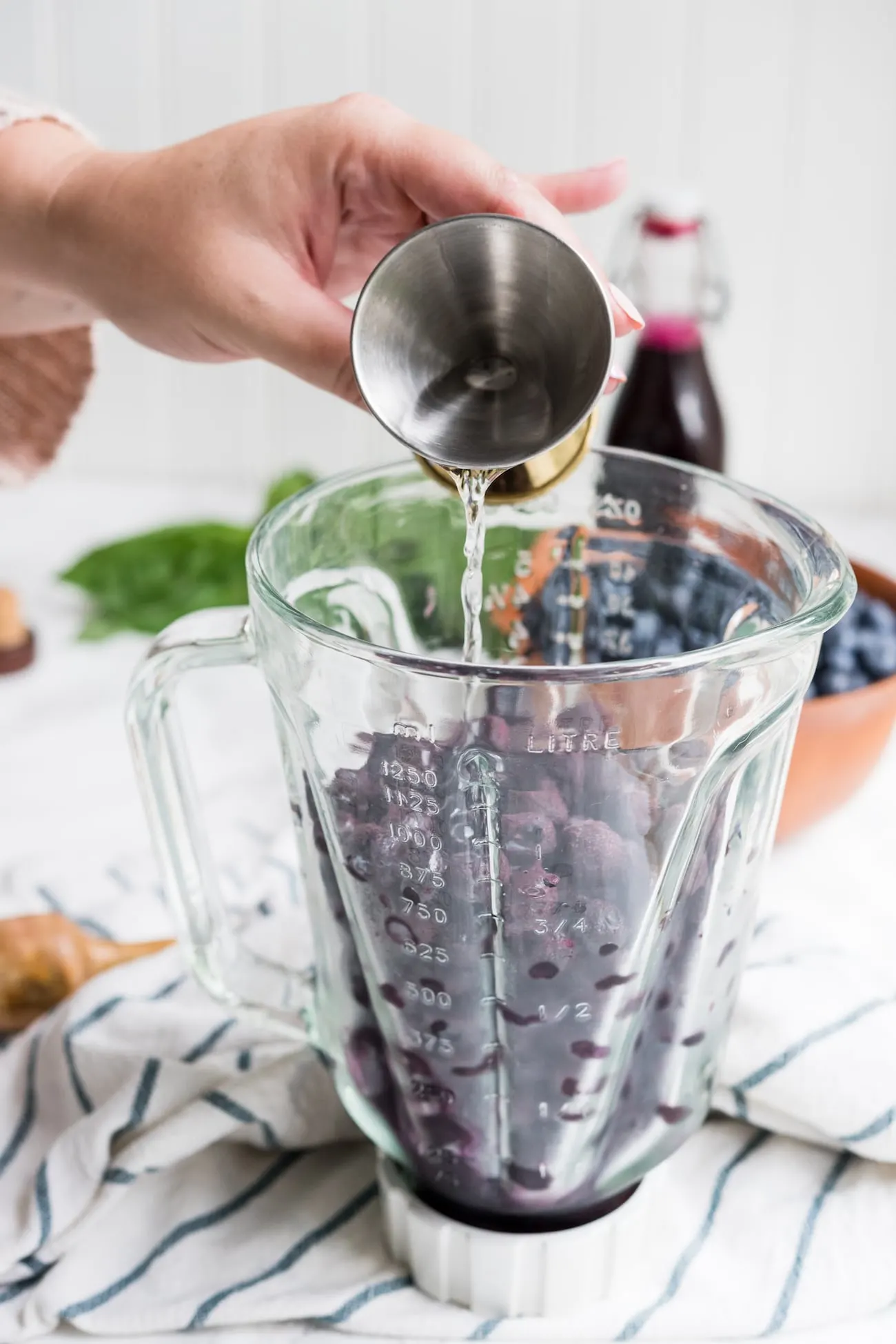 Frozen Blueberry Beet Gin Cocktails! Click through for fun party ideas, easy entertaining ideas, cocktail recipes, party recipes and more from @cydconverse