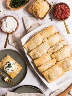 Make these crazy good homemade veggie taco pop tarts for your next game day party! Visit entertaining blog @cydconverse for the recipe