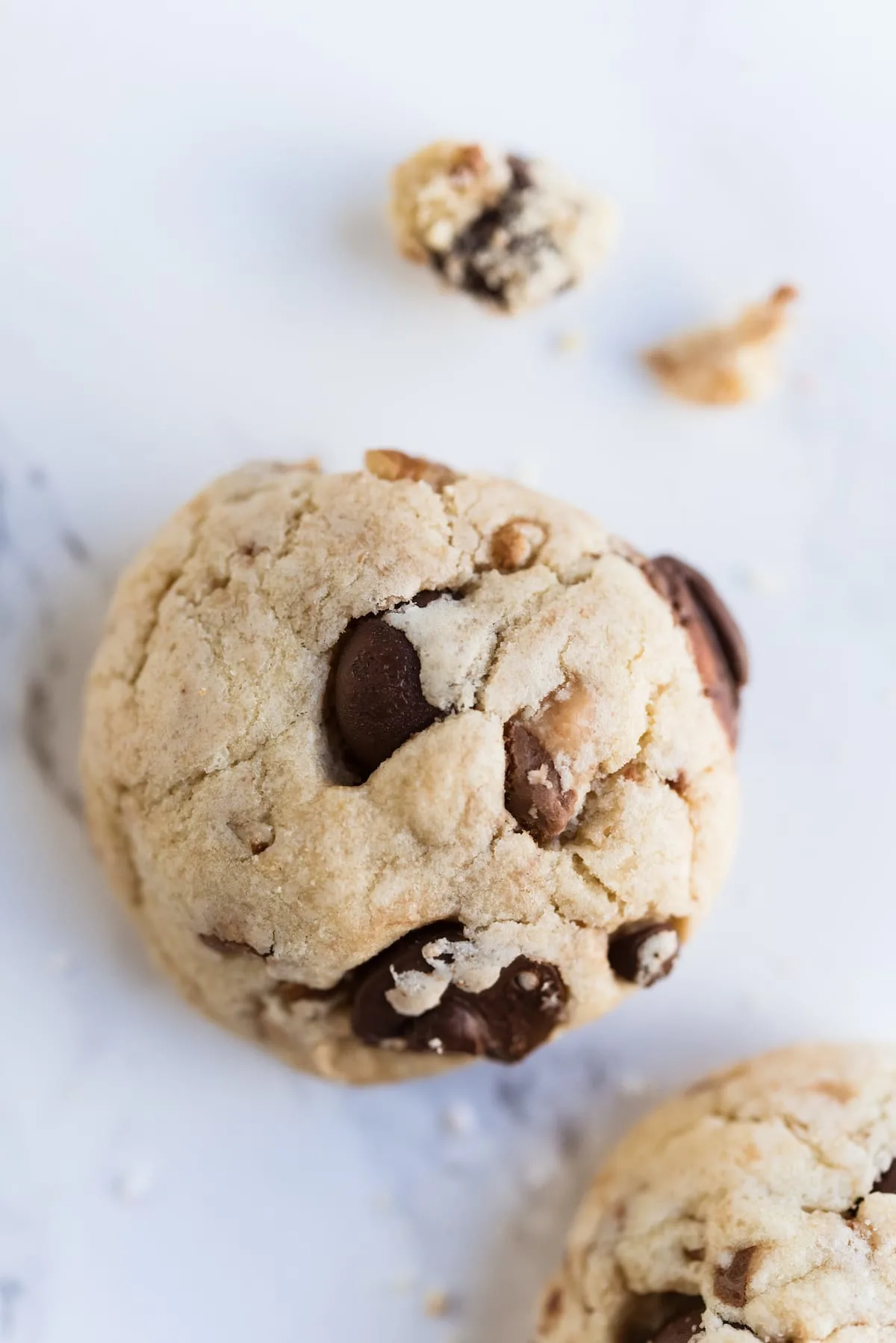 Dark Chocolate Chip Toffee Cookies with Pecans | Best Christmas cookie recipes, Christmas party ideas, and Christmas cocktail recipes from entertaining blog @cydconverse