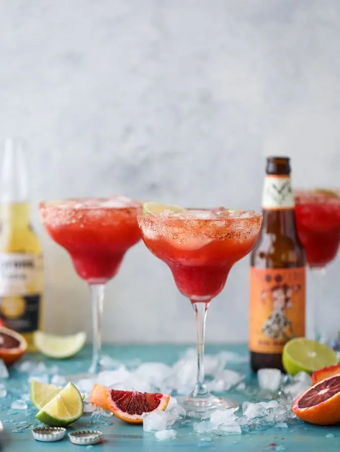 Spicy Blood Orange Margaritas | Winter Citrus Cocktail Recipes from Entertaining Blog @cydconverse