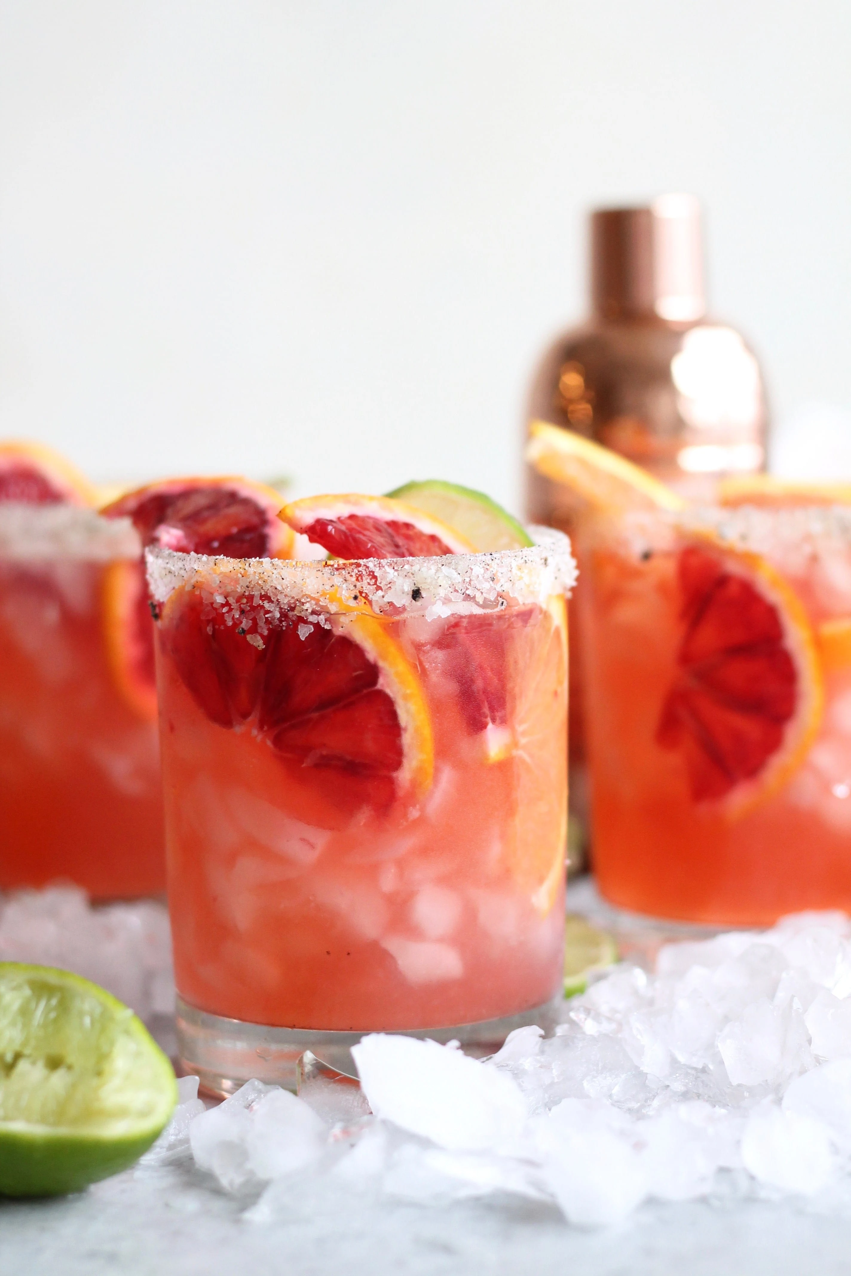 Blood Orange Margaritas | Winter Citrus Cocktail Recipes from Entertaining Blog @cydconverse