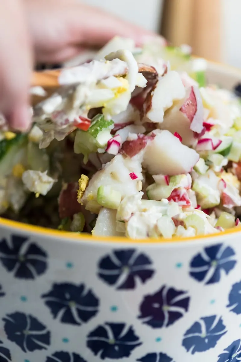 The Best Potato Salad Recipe - Summer Salad Recipes from entertaining blog @cydconverse