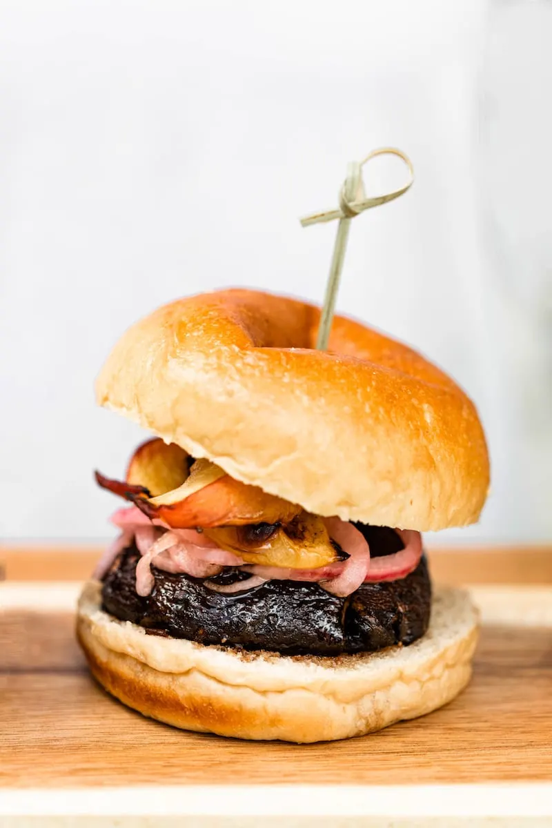 Grilled Portobello Burgers with Grilled Peaches + Pickled Red Onions | Easy grilling recipes for summer parties from @cydconverse